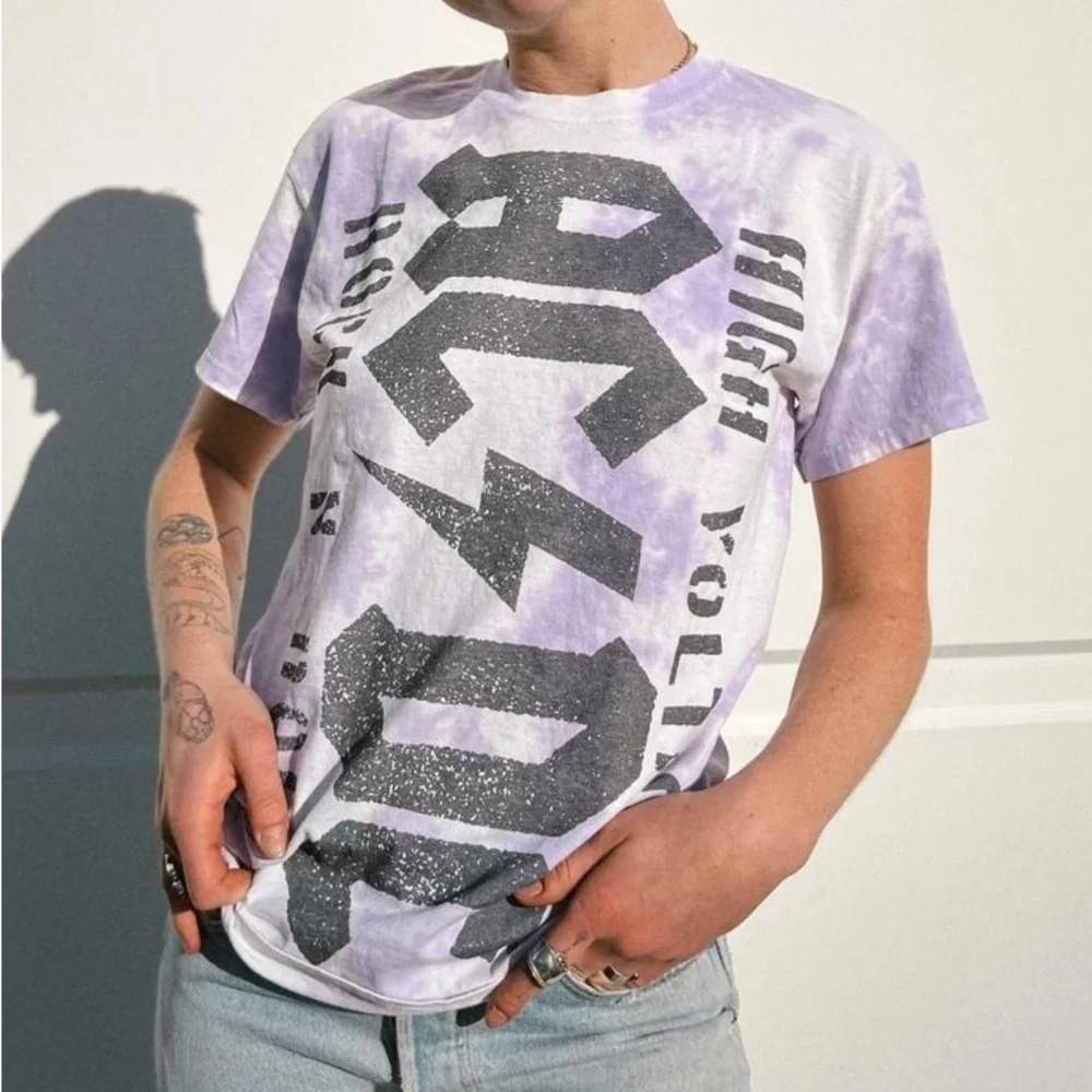 022 Junk Food Clothing AC/DC High Voltage Rock N Roll Tie Dye Tee Purple(M, NWT)